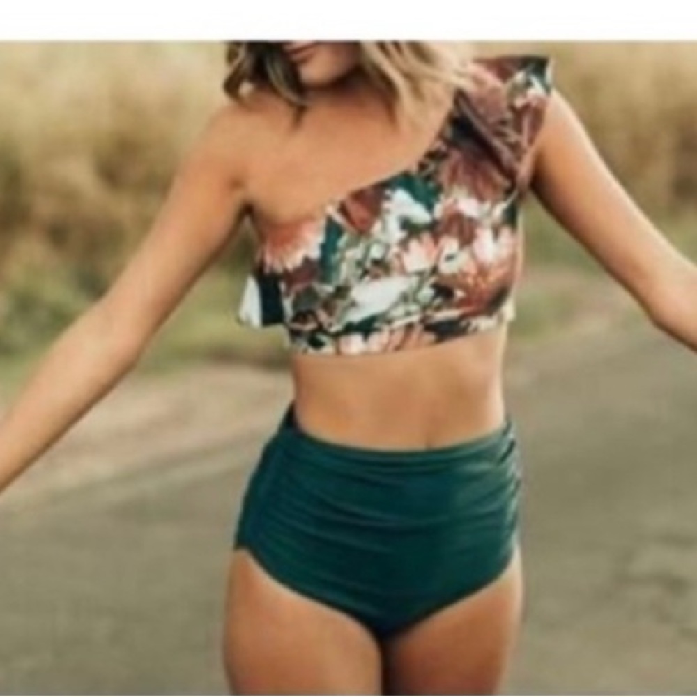 ALBION Floral One-Shoulder Bikini Set